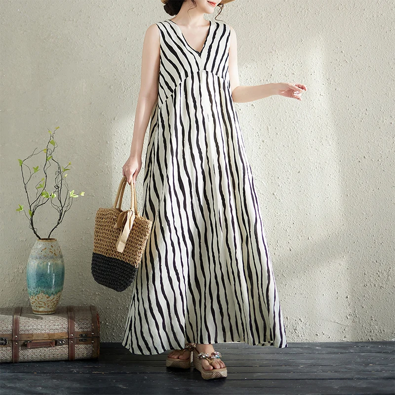 

Summer Stripe Design V-Neck Minimalist Slimming Sleeveless Long Dress Women's Fashion Artistic Style Loose Fit Cotton Blend