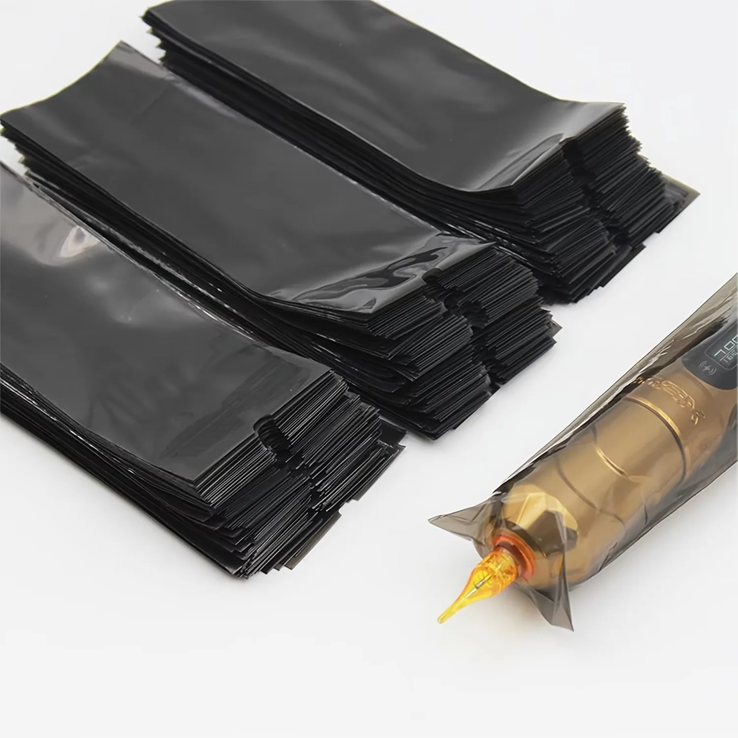 200Pcs Tattoo Pen Machine Covers Disposable Black Plastic Tattoo Machine Sleeves 6.5x17.8cm Waterproof Protective Bags