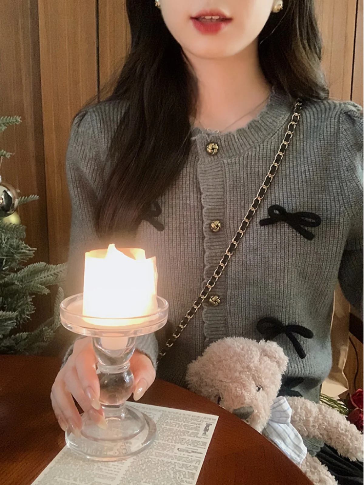 

Новинка: Женский модный топ Anli Deep Ey в корейском стиле, свободный свитер с узлами, кружевными вставками и эффектом похудения