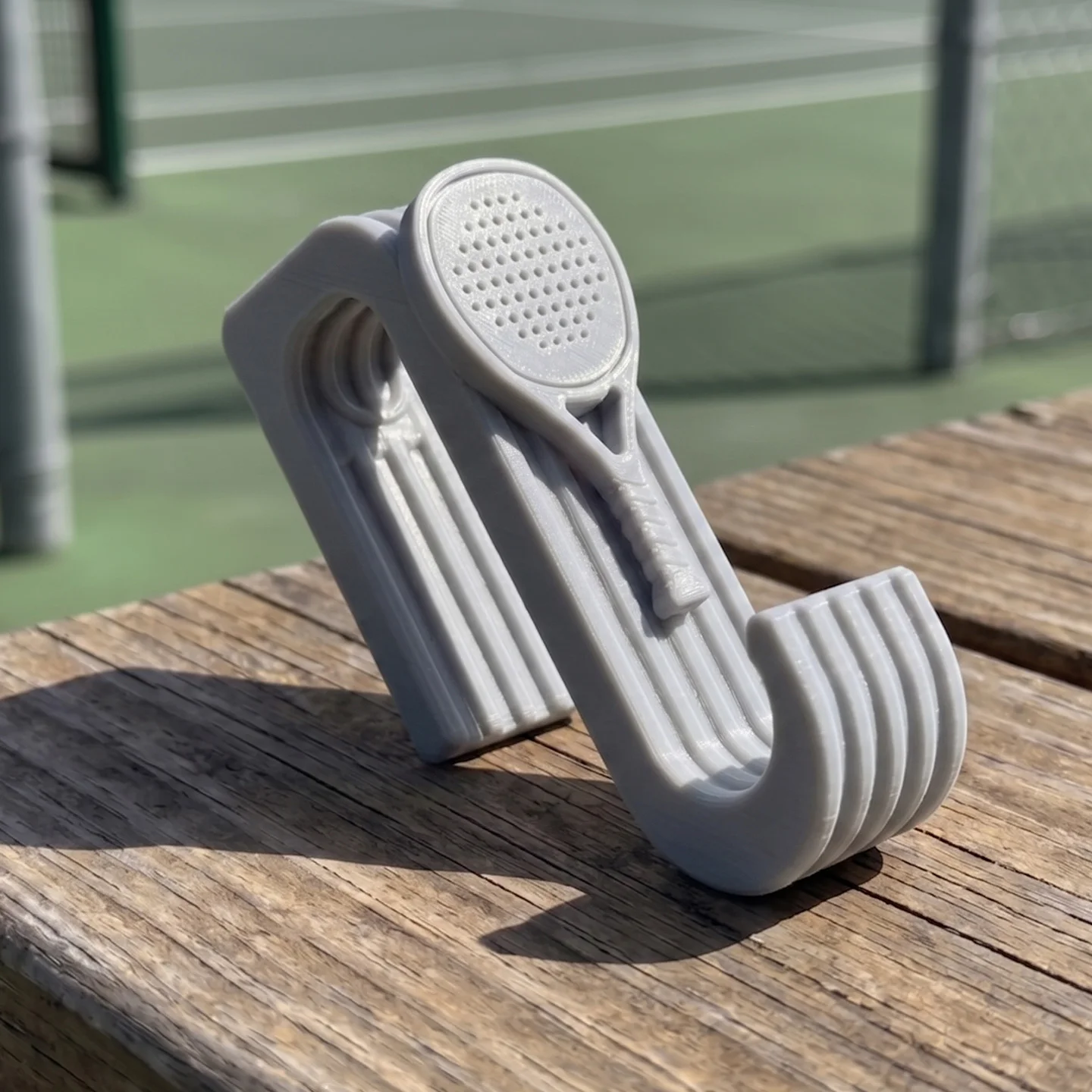 Robuster Tennisplatz-Zaunhaken, Starker Maschendrahtzaun-Taschenhalter für Sportausrüstung, in Mehreren Farben Erhältlich – Detail 12