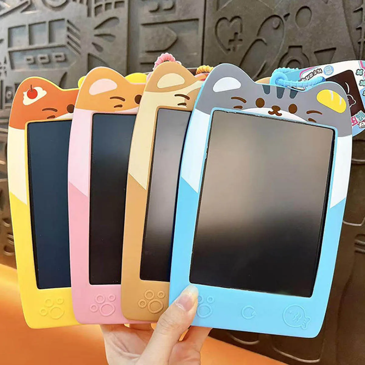 Creative Large Graffiti Drawing Board Silicone Protective Cover Keychain Stress Relief Portable Writing Board Message Board Toy