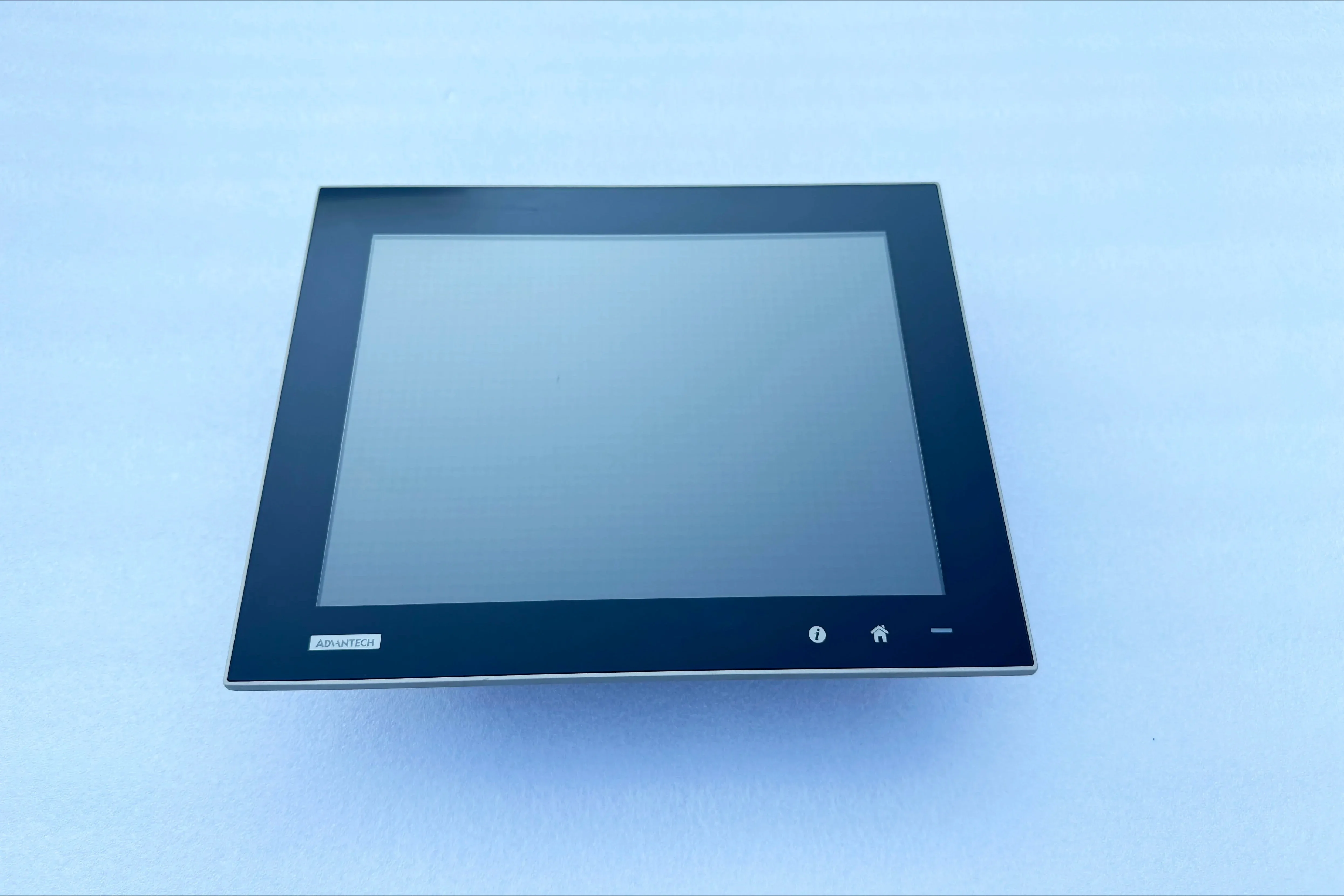 Advantech 12 inch touch all-in-one machine TPC-B500 TPC-B500-653AE