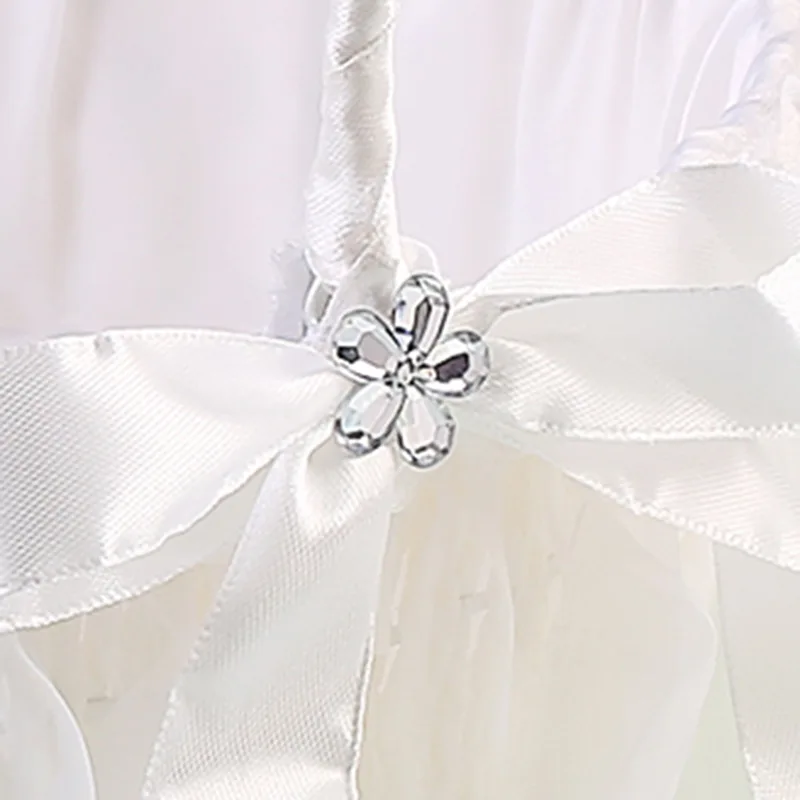 Cesta grande de pétalos para niños, suministros de boda con borde de perlas de encaje blanco puro, sueño occidental, flor de boda