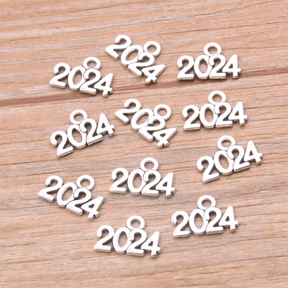 

10*14mm 2024 2025 Years Letters Pendants Metal Years Namber Pendant Mini Years Pendant Keychain Parts Making DIY Handmade Craft
