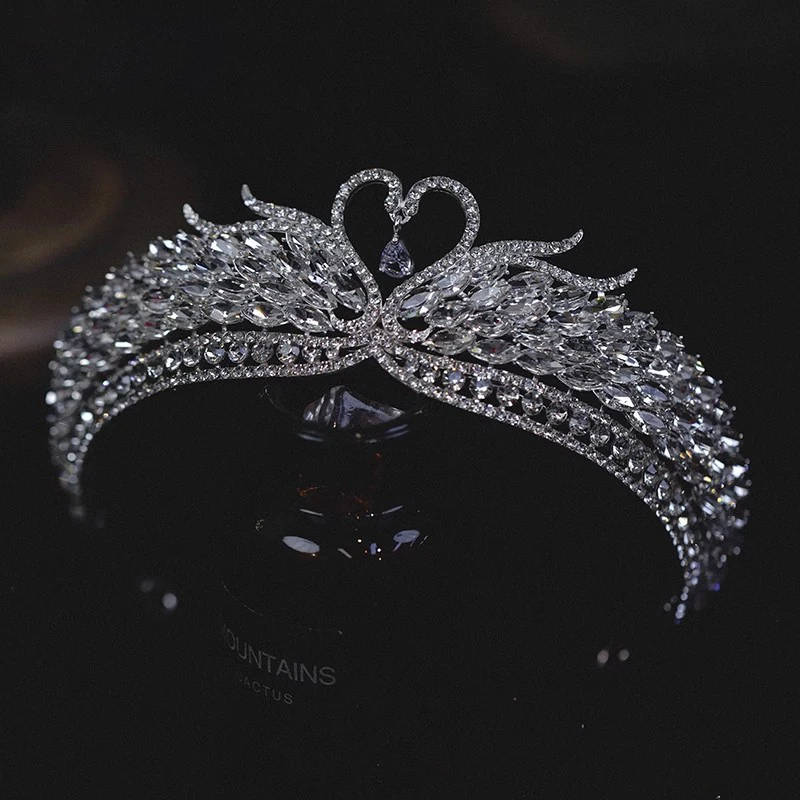 CC Romantic Crowns Wedding Headbands Engagement Hair Ornaments Women Headpiece Swan Shape Crystal Tiaras Shining Charm AN079