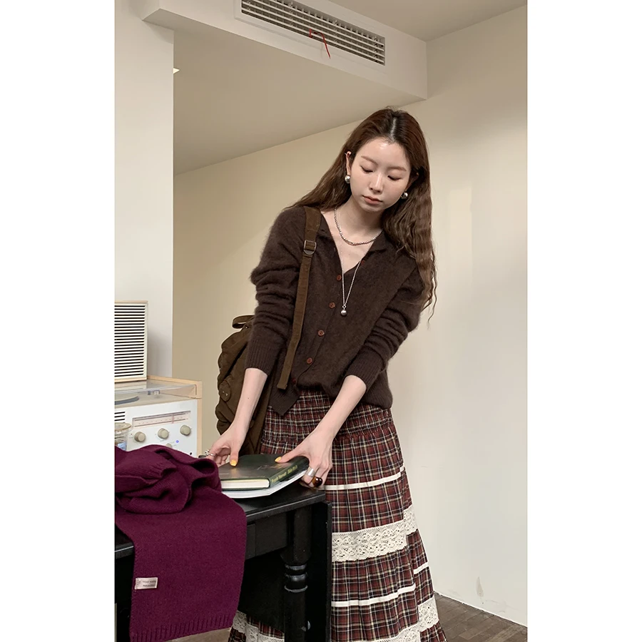 

Мягкий шерстяной кардиган в винтажном стиле с длинными рукавами, V-образным вырезом и застежкой на пуговицах, женская модная вязаная одежда Hellooeat