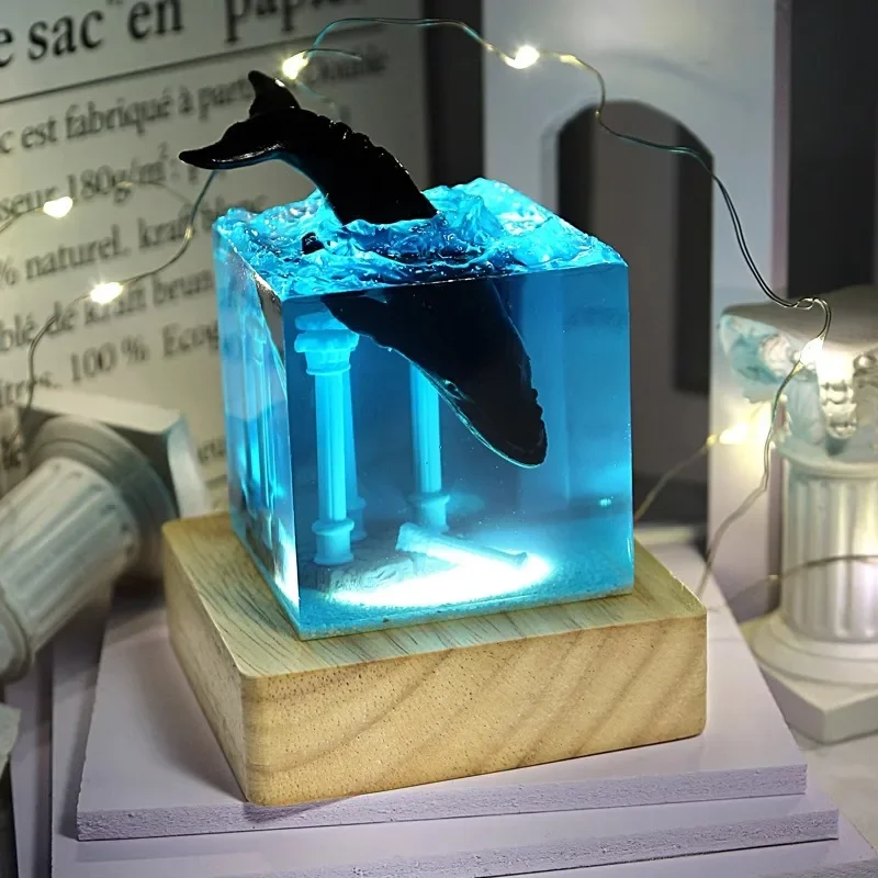 Merchandise resin birthday gift ocean whale usb couple night light sea mountain home jewelry ornament gift box