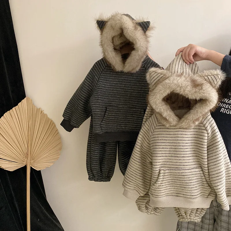 

Winter 1-10Y Kids Girls Two-piece Clothes Set Faux Fur Hooded Fleece Children Hoodies Velvet Striped Warm Sports Pant Outfits