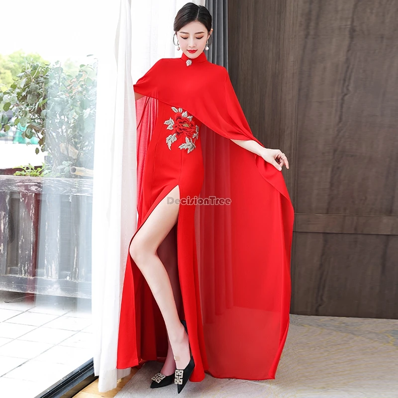 

2025 китайское улучшенное стильное длинное элегантное платье Cheongsam с разрезом для женщин, воротник-стойка, вышивка, Ципао с шалью t01