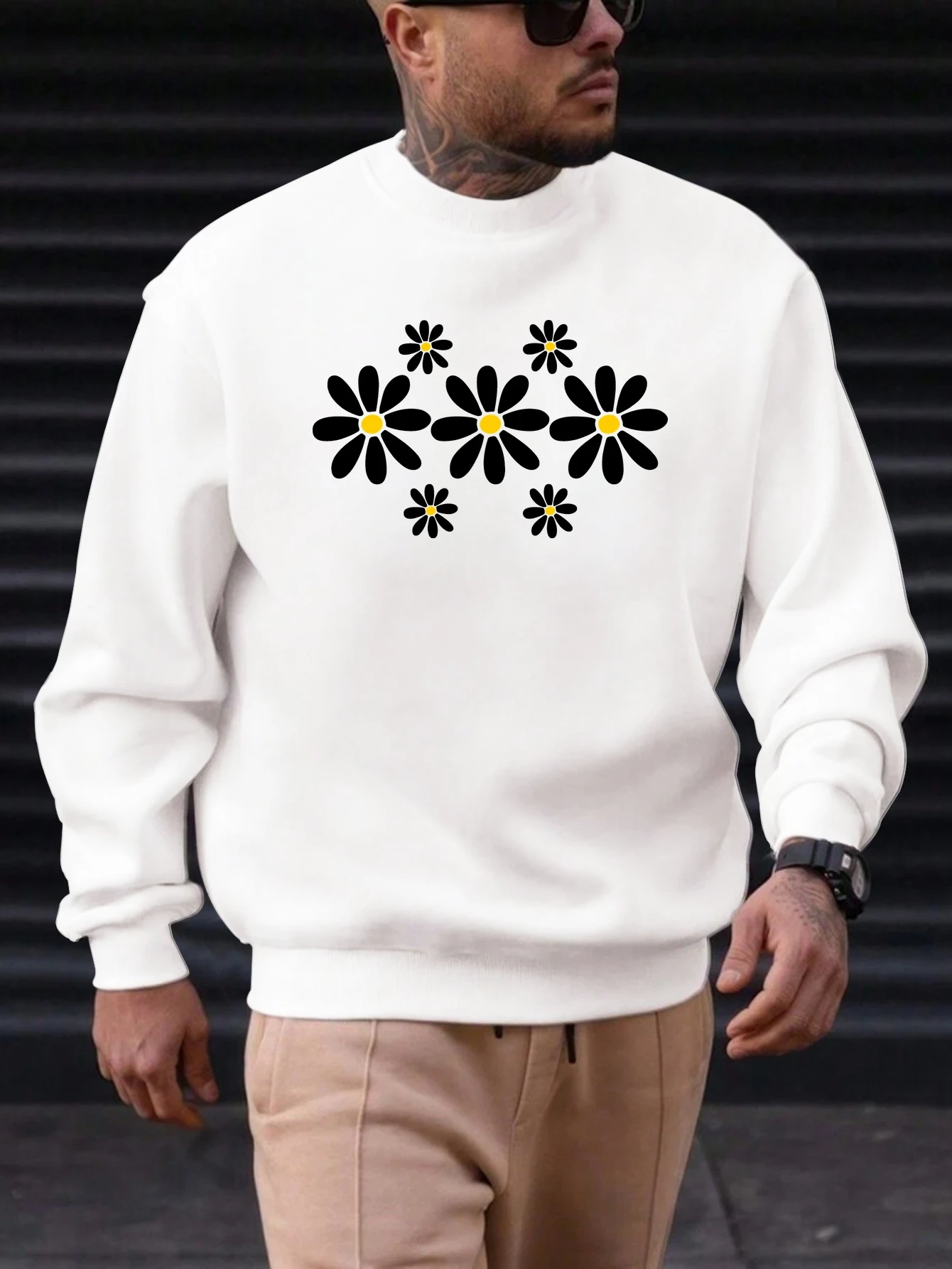 

Men's Cotton Crewneck Sweatshirt Daisy Graphic Print 2025 Trending Casual Streetwear Top for Daily Fashion Party