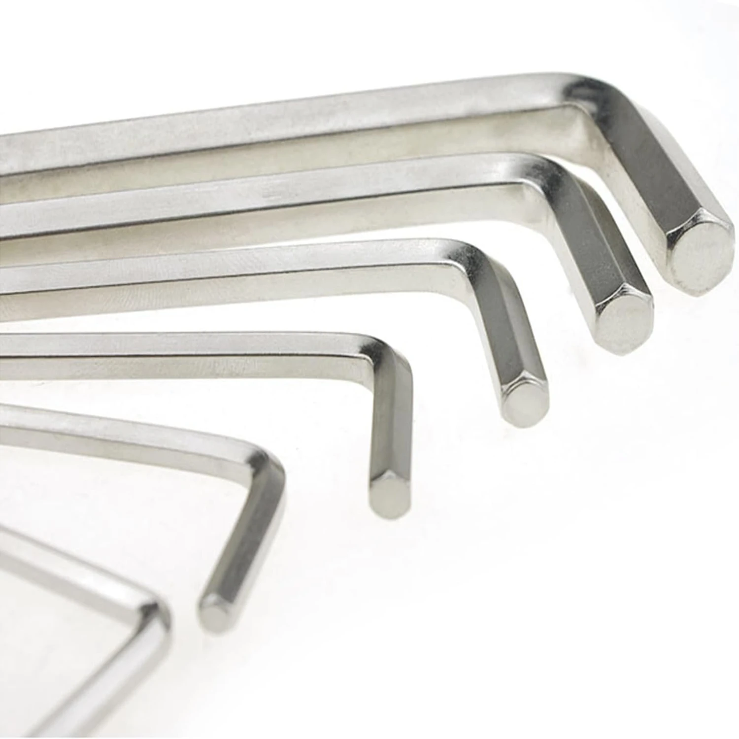 ชุดประแจหกเหลี่ยมรูปตัว L สีเงิน 8 ชิ้น อเนกประสงค์ แข็งแรง และมีประสิทธิภาพ - ต้องมีเพิ่มเติมเพื่อการขันแน่นที่แม่นยําในเครื่องมือการประชุมเชิงปฏิบัติการ