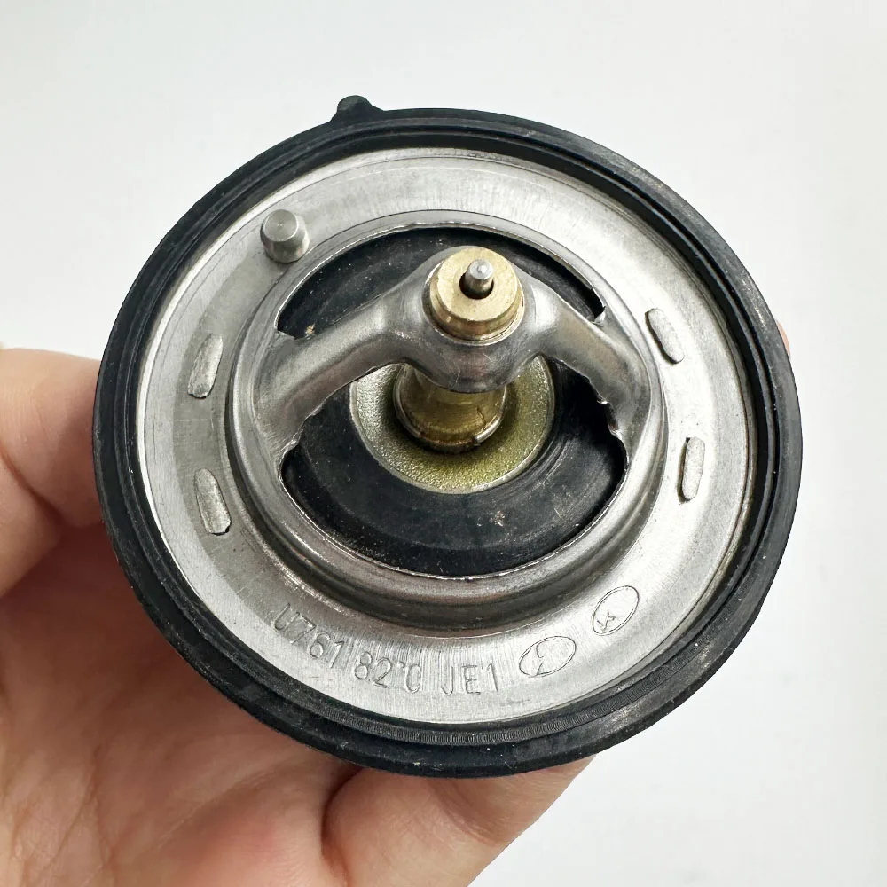 1/10 Buah 25500-2B000 25500-23010 25500-23001 255002B000 2550023010 25500-13001 Termostat Pendingin Mesin untuk Hyundai untuk Kia