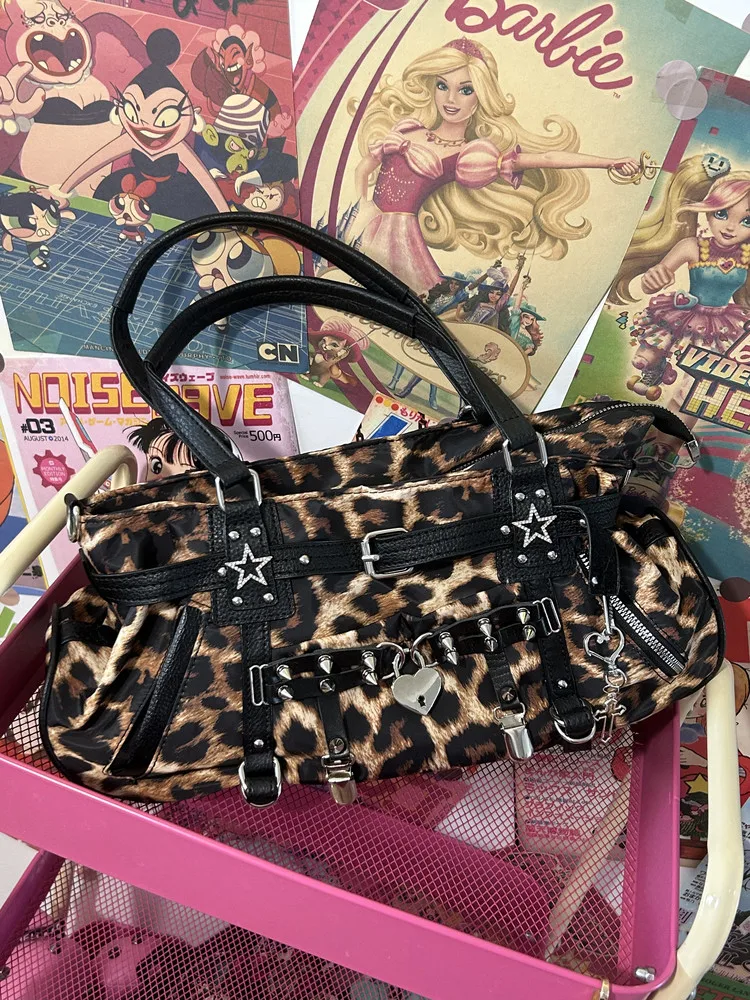 Large Capacity Messenger Bag Original Leopard Print Sweet Cool Shoulder Bags for Women's Commuter Messenger Bag - view 3