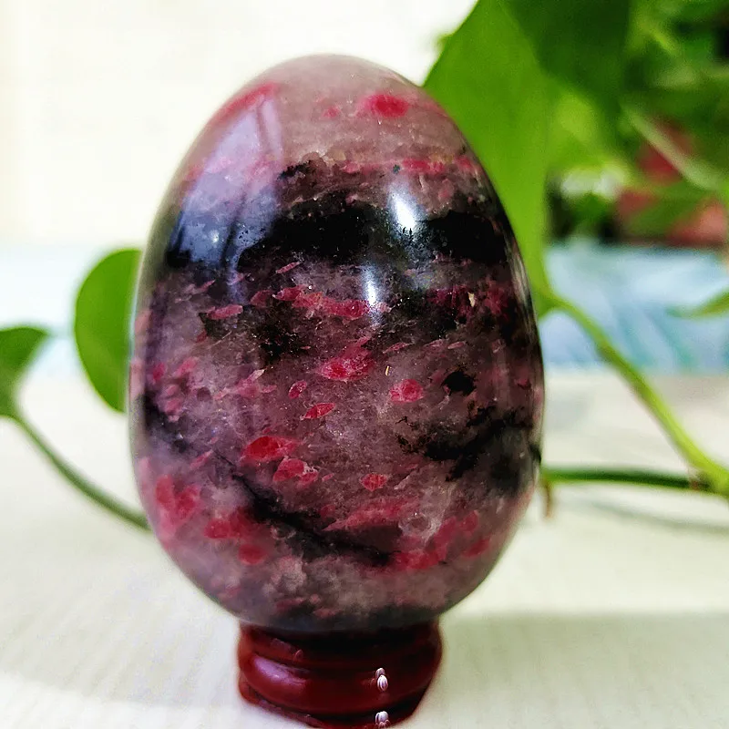 

Natural Stone Rose Stone Plum Tourmaline Egg Sorcery Spirit Meditation Treatment Stone Feng Shui Crystal Room Decorations