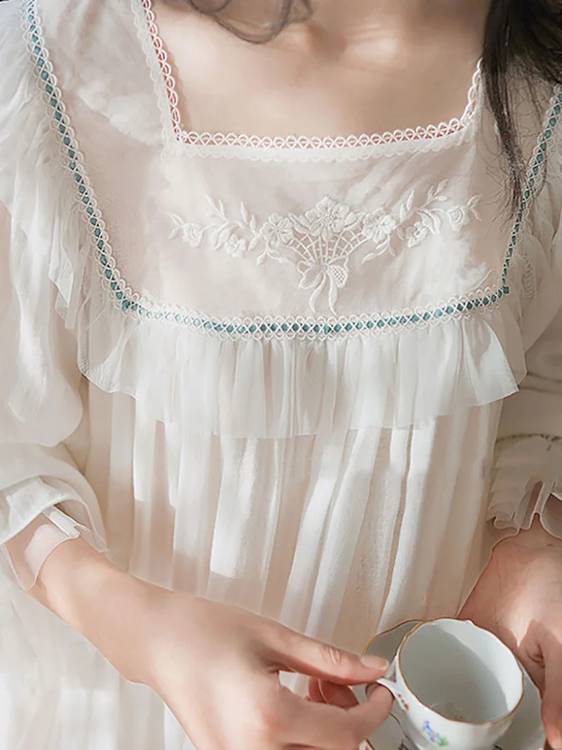 Women Pure Cotton Ruffles Vintage Night Gowns Robe Long Dress Victorian Romantic Princess Sleepwear Vintage Nightdress Homewear