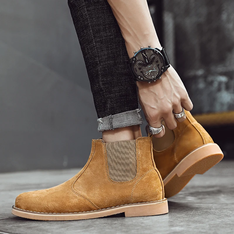 2024 British Style Retro Chelsea Boots Men Brand Comfortable Fashion Leather Ankle Men Comfortable Suede Pointed Chelsea Boots