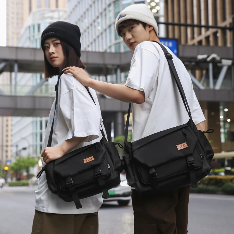 

Trendy Men's Flip Cover Single oulder Bag Bapa Commuter Crossbody Bag Lightweight Large Capaci Bla Casual Mail Bag ...