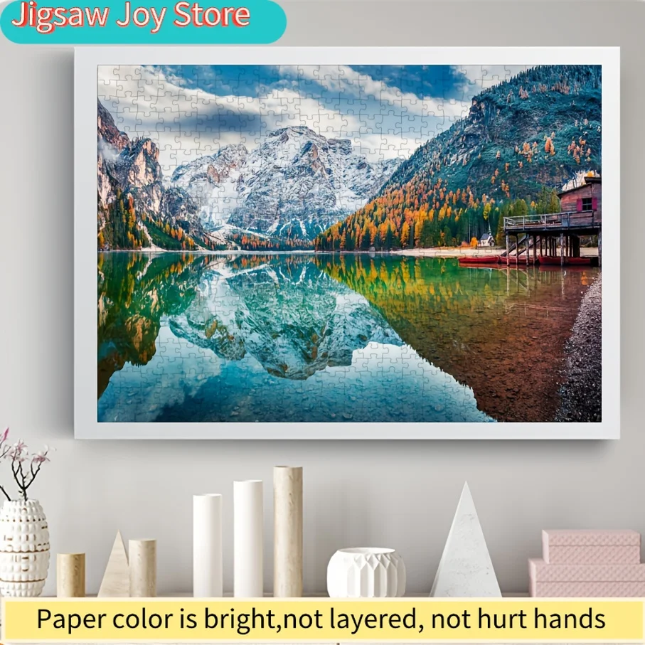 จิ๊กซอว์พัซเซิล - ทิวทัศน์อันงดงามของทะเลสาบเบรสต์ พร้อมภูเขาที่ปกคลุมด้วยหิมะและใบไม้ร่วง ขนาด 27x20 นิ้ว เหมาะสำหรับตกแต่งบ้าน