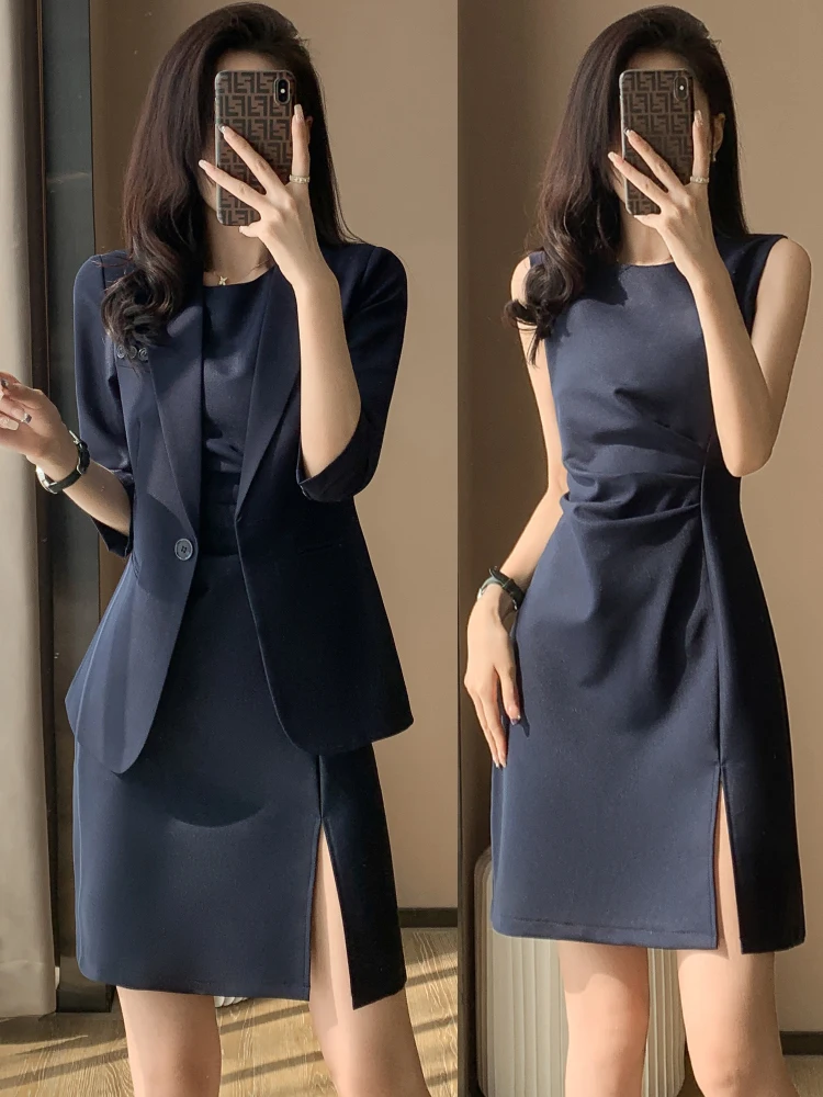 

Женский деловой костюм-двойка: пиджак и юбка. Профессиональная рабочая одежда премиум-класса. Комплект из полиэстера с молнией.