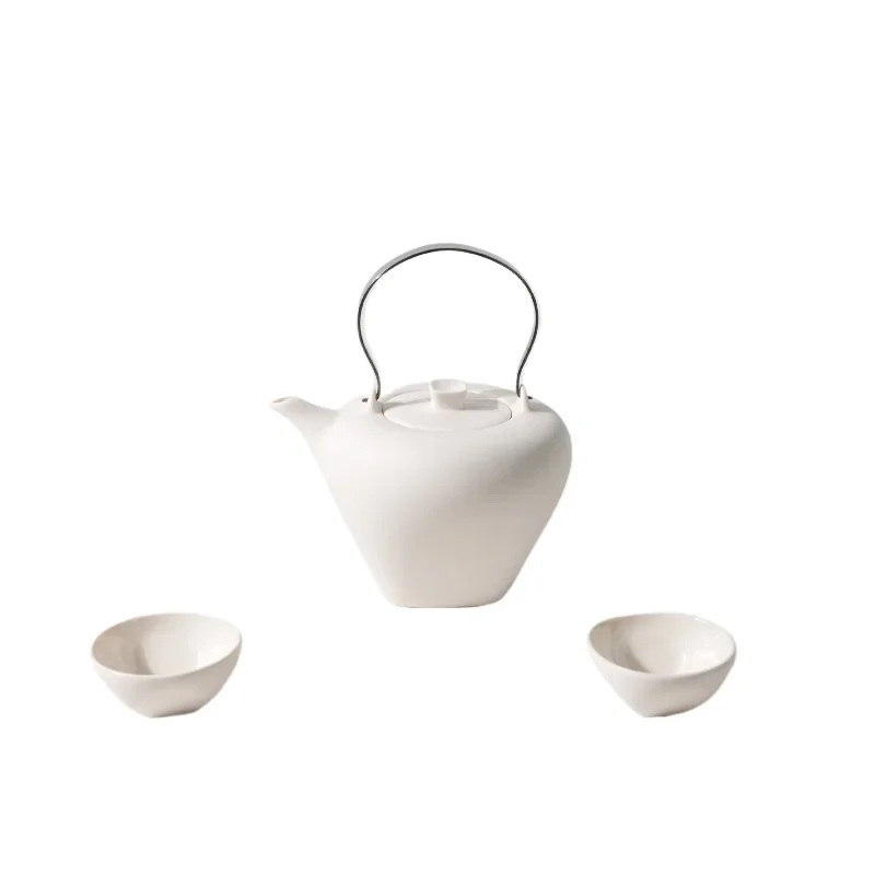 

Simple design ceramic tea set, water set, coffee cup and saucer, water bar, tea table, model room, soft decoration in the sales