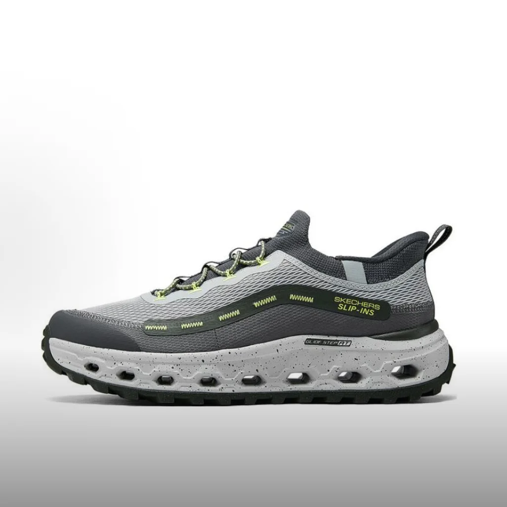 Skechers GLIDE-STEP AT كاجوال متعدد الاستخدامات، متين، أنيق وخفيف الوزن، مريح للارتداء اليومي للرجال باللون الرمادي والأصفر