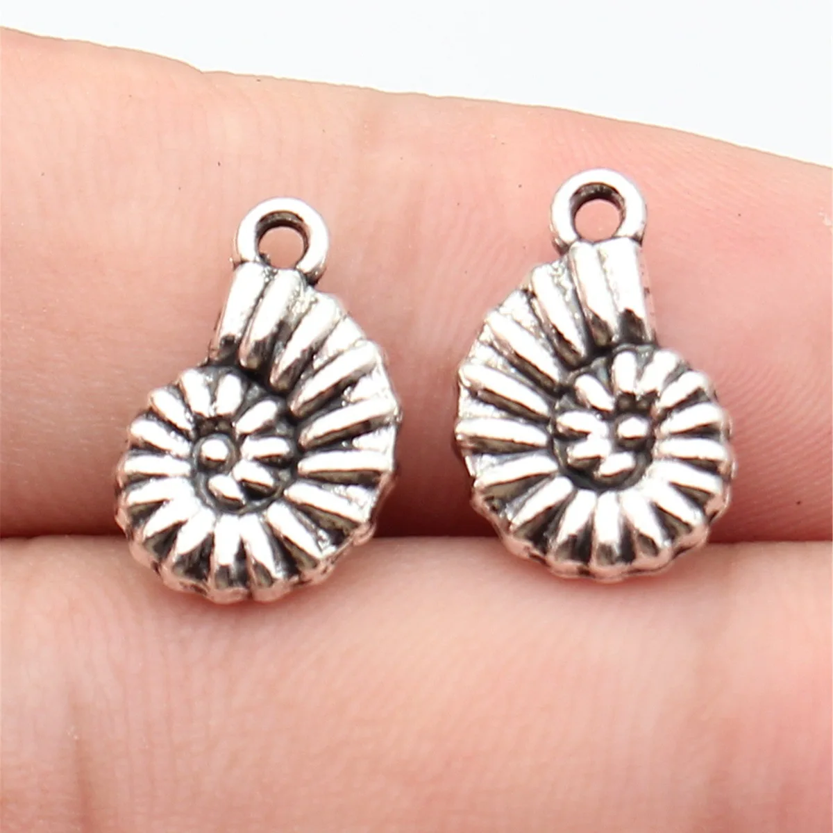 Conch Seashell Swirl Charm Pendant Alloy Beach Ocean For DIY Bracelet Necklace Jewelry Making Supplies