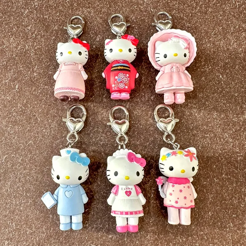 Hello Kitty Keychain Cartoon Doll Mobile Phone Rope Backpack Stuffed Pendant Lovely Decor Anime Figure Makeup Bag Pendants
