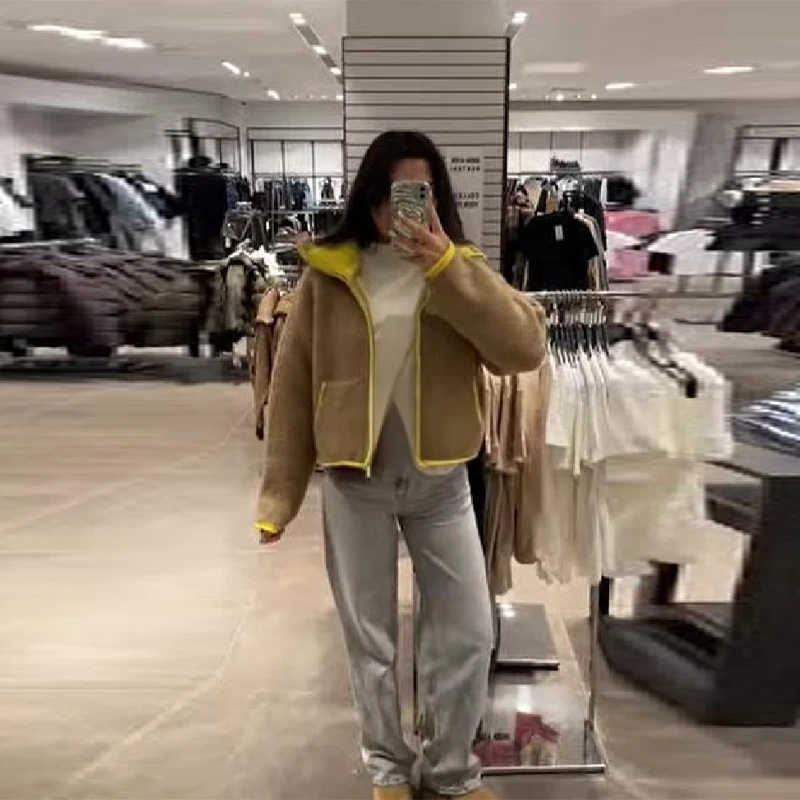 2025 أنثى موضة صوف الضأن معطف قصير شيك اللون حظر بأكمام طويلة التلبيب سترات دافئة الخريف جديد سيدة ركاب ملابس خارجية