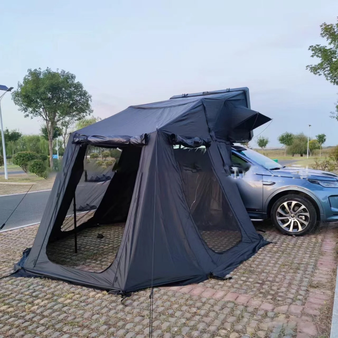 rooftop tent adventure aluminum  hard shell outdoor camping roof top   Waterproof Car Roof Tent