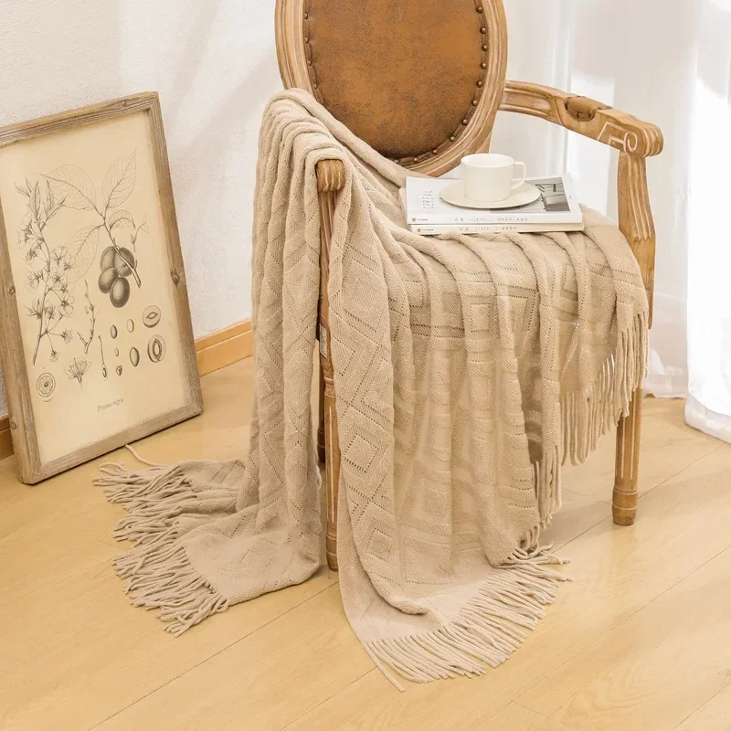 Knitted Blanket with Tassel  Fashional Jacquard Small Blanket Diamond Shaped American Casual Blanket For Home Bed Travel Nap