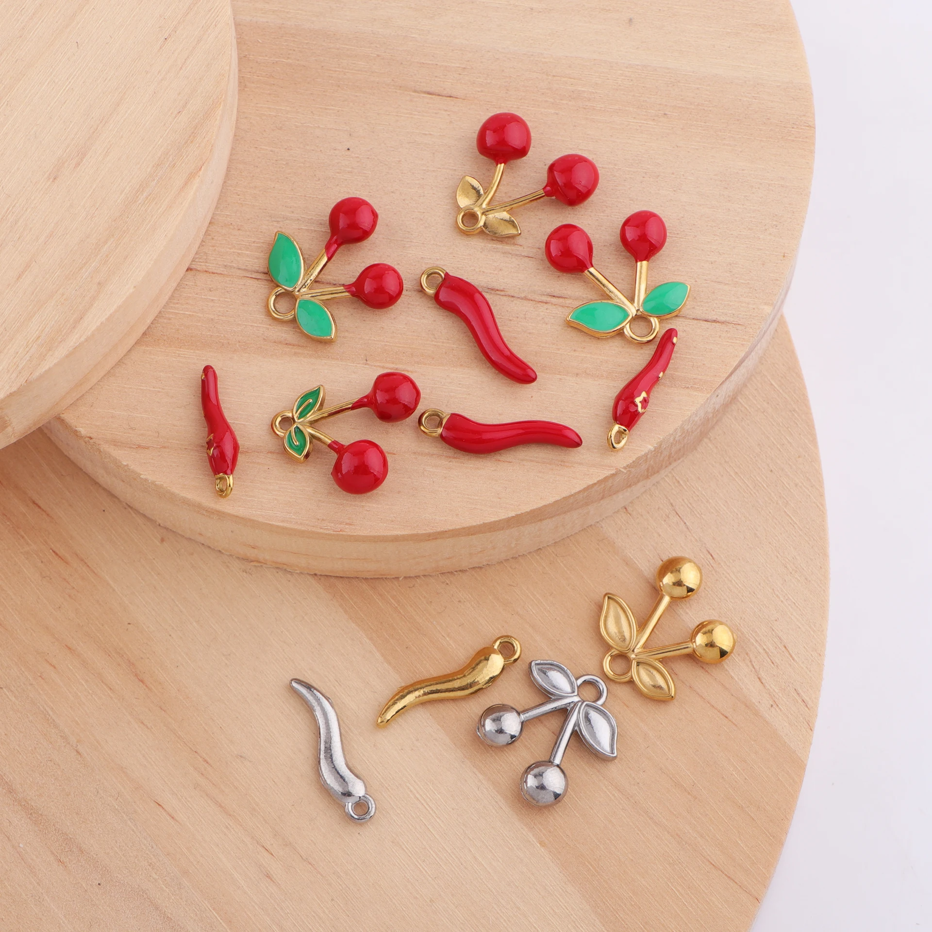 

10pcs/lot Stainless Steel Pepper Cherry Charms Red Pepper And Cherry Pendant for DIY Jewelry Making Accessories