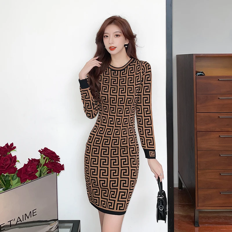 YUQI Office Lady Knitted Dress Autumn Casual Slim O-neck Long Sleeve Sexy Mini Dresses for Women Elegant Jacquard Plaid Fashion