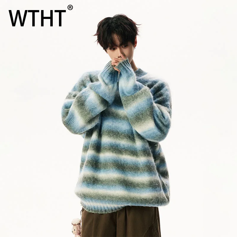 

WTHT Fashion Men's Striped Contrast Color Knit T-shirts Trendy 2025 Autumn Round Collar Long Sleeves Pullover Male 2A2235
