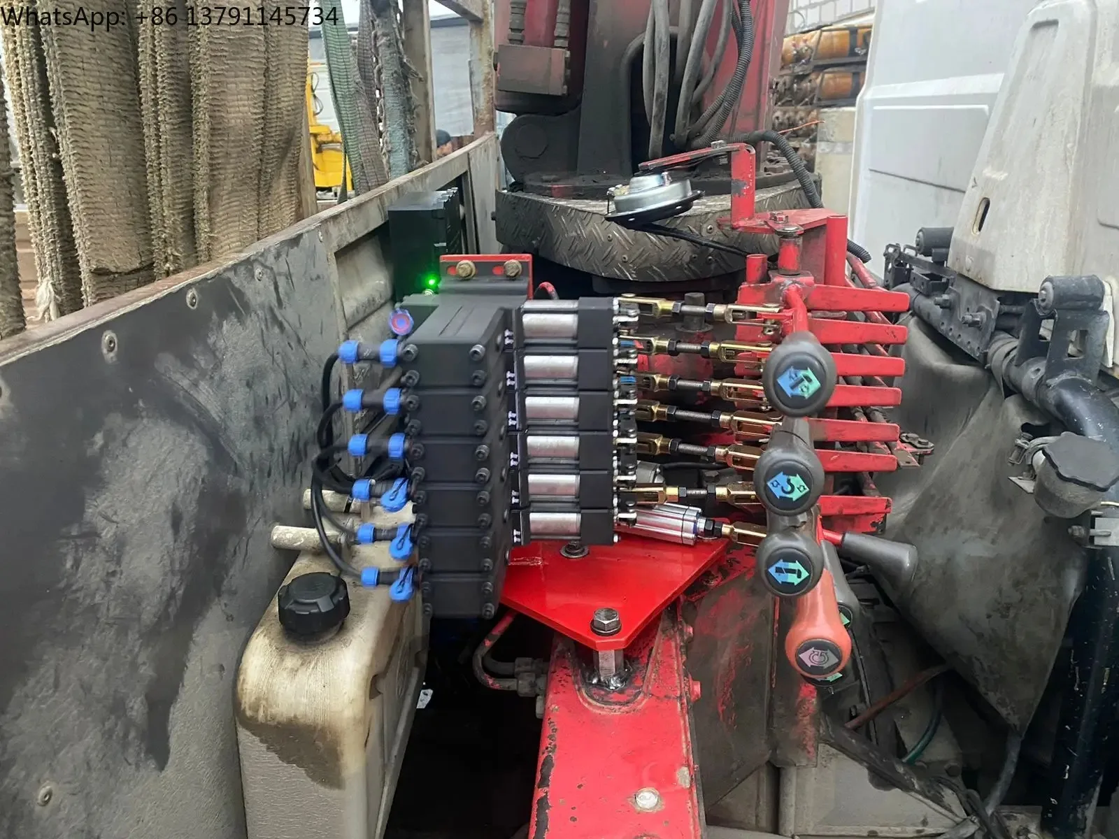 2026 New 5-Joint Wireless Proportional Remote Control Kit, suitable for truck cranes/drilling rigs/skid steer 4