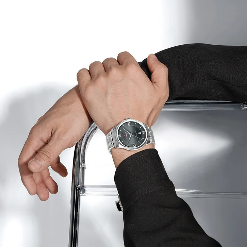 

NF9272S NAVIFORCE Men's Watch Classic Stainless Steel Strap 3ATM Waterproof Calendar Minimalist Dial Men's Chronograph Watch