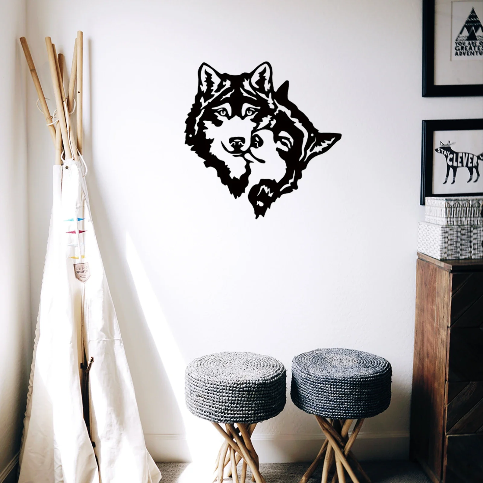 CIFbuy Wolf Mate Black Metal Wall Art Iron Silhouette Sculpture for Indoor Outdoor Home Decor Modern Rustic Hanging Sign