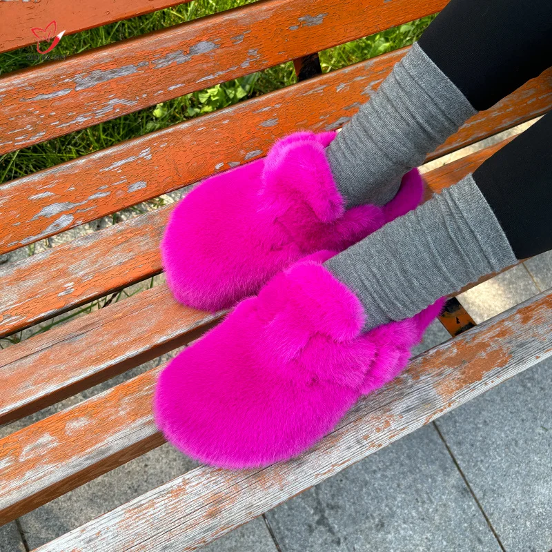 New Clogs Slippers Women Shoes Women 2024 Trend Winter Warm Luxury Designer Shoes Fashion Shoes For Women Mink Faux Fur Slippers