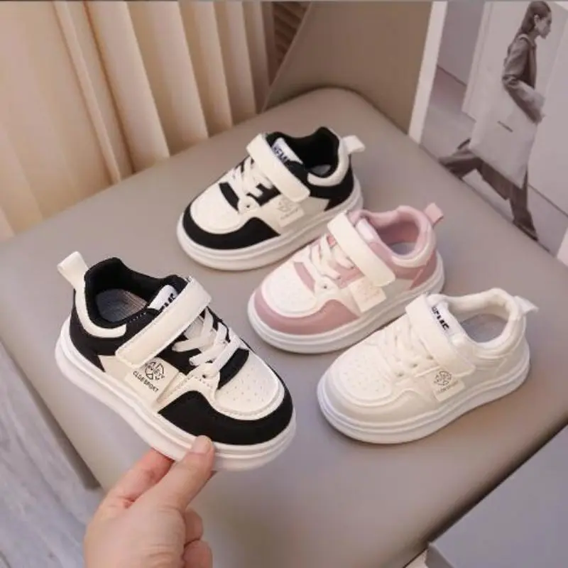 Girls' Little White Shoes 2024 Autumn New Style Breathable Children's Board Shoes Soft Bottom Casual Sports Shoes