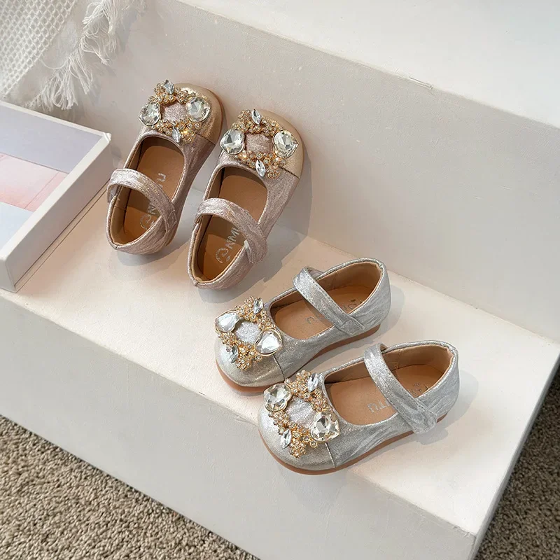 2026 Girls' Flash Diamond Princess Shoes Spring New Soft Bottom Non Slip Casual Single Shoes Fashion Versatile Dress Shoes