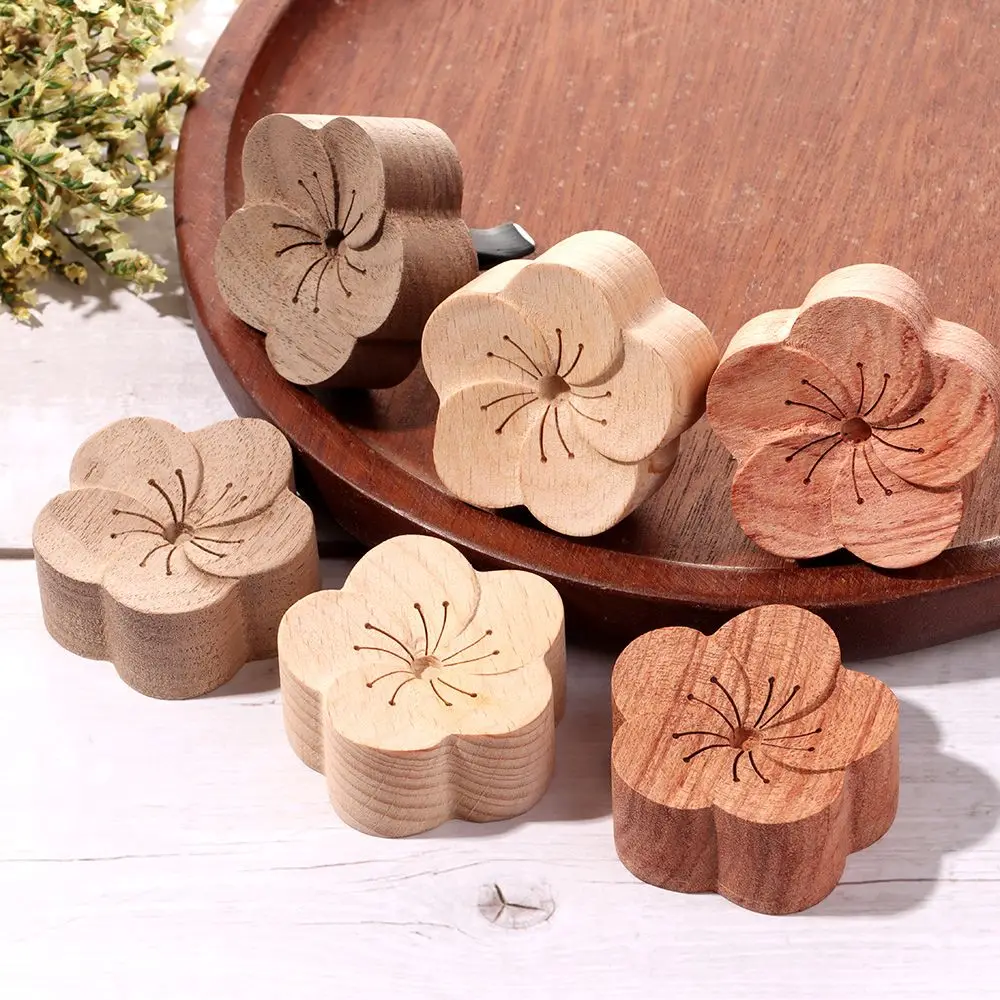 1PC Decorate Car For Sleep Essential Oil Aromatherapy Diffused Wood Aroma Essential Oil Diffuser Essential Oil Wooden