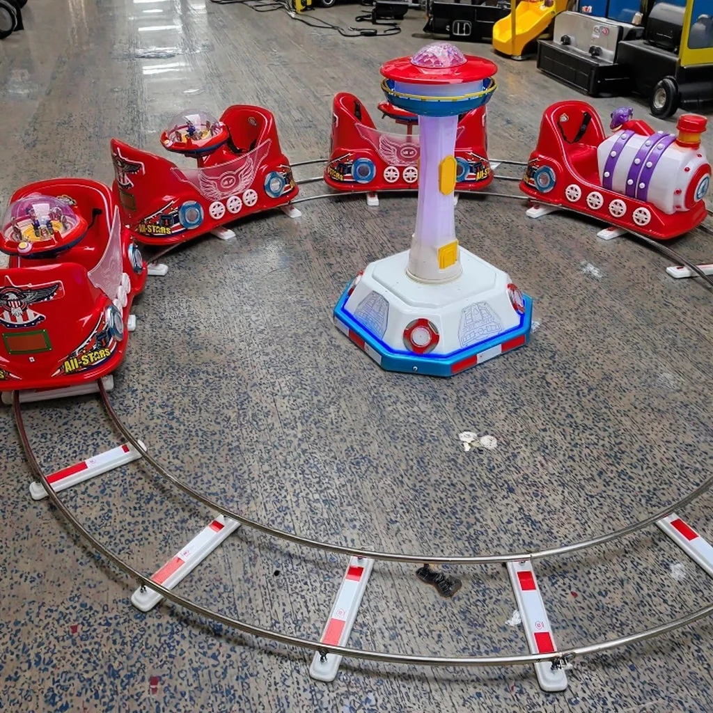 New Style Indoor Outdoor Electric Train Kiddie Ride With Track Indoor Outdoor Kids Amusement Park Equipment Train