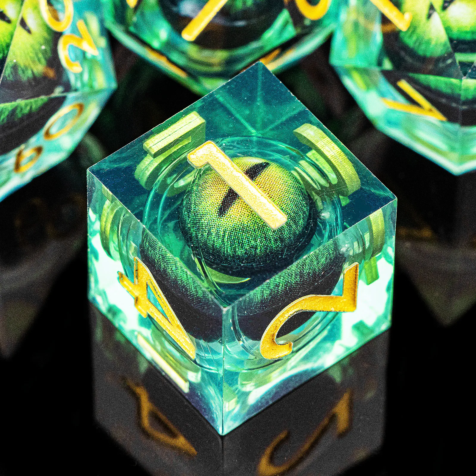 Dragon\'s eye resin dice,7PCS Green Liquid Core Dice Set, Sharp Egde polyhedral d and d dice