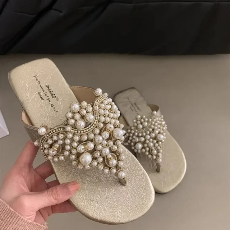 Flat Slippers Women's Summer New Pearl Versatile Soft Soled Ethnic Style Clip-toe Sandals with Low Heels