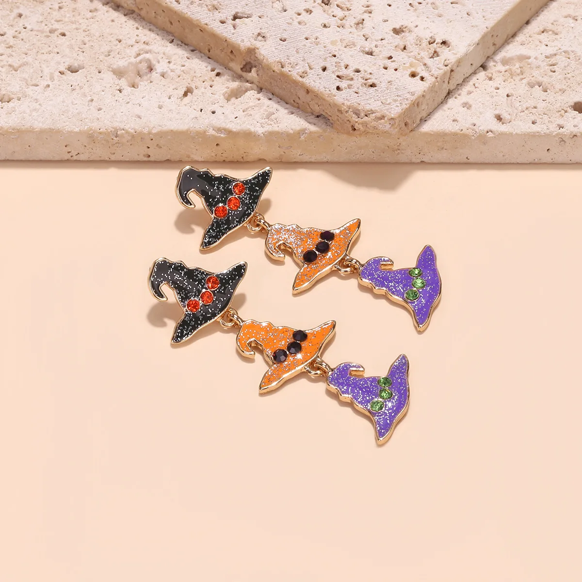 

Halloween Exaggerated Retro Alloy Drip Oil Multi-Layer Gradient Wizard Hat Earrings Elegant Holiday Party Jewelry Accessories