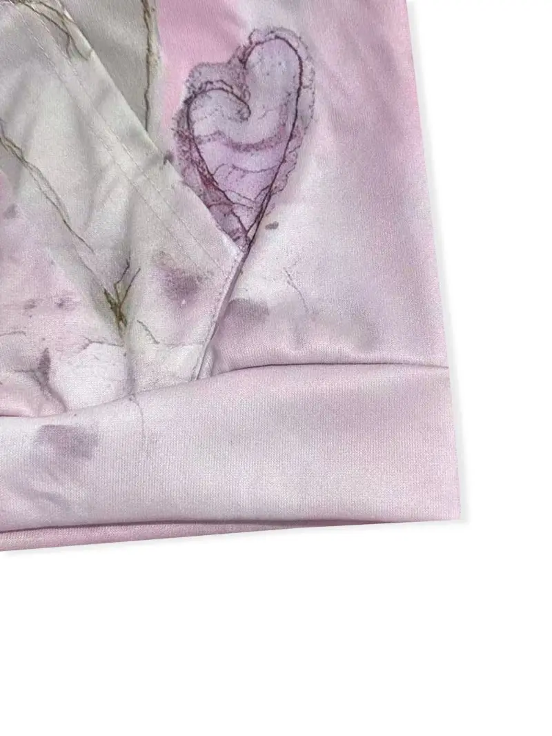 Loose fitting hooded pullover, soft and skin friendly, versatile women's top for daily commuting