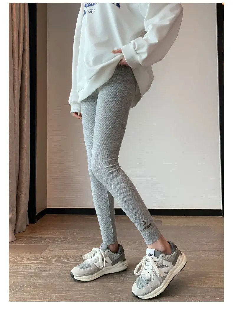 Leggings negros sin costuras para mujer, ropa elevada, abertura de seda de hielo perforada, piernas brillantes, pierna ancha divertida para Halloween, cordón Ol todos los días