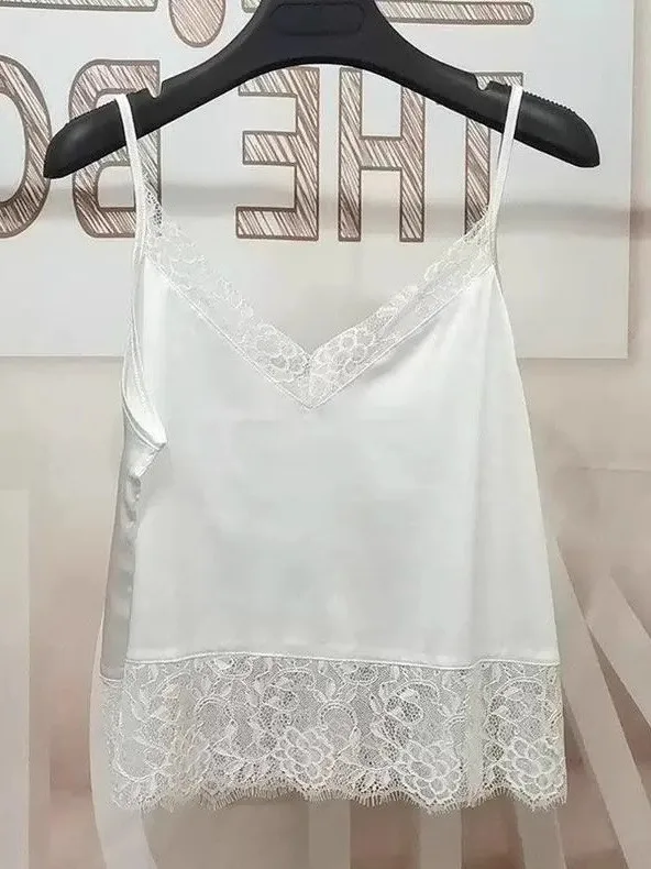plus Size Lace Hollow Splicing V-Neck Sleeveless Strap Vest Fashionable Loose Bottom Inner Wear Casual Comfortable Top