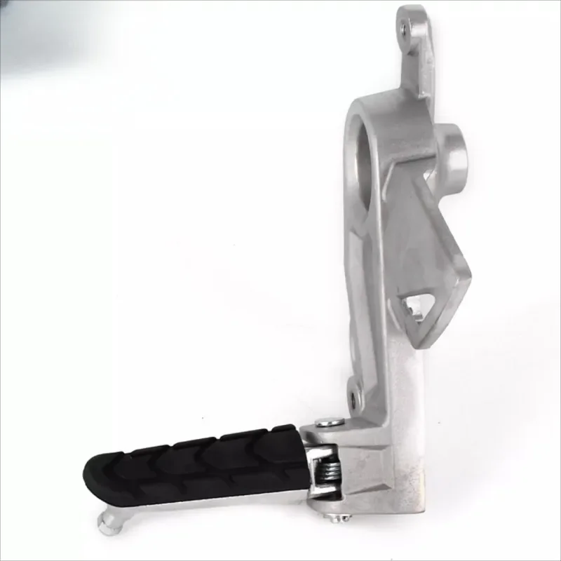 High Quality Left Right Front Foot Pegs Footrest Bracket for Wuyang Honda CB190r WH175-2 China IV