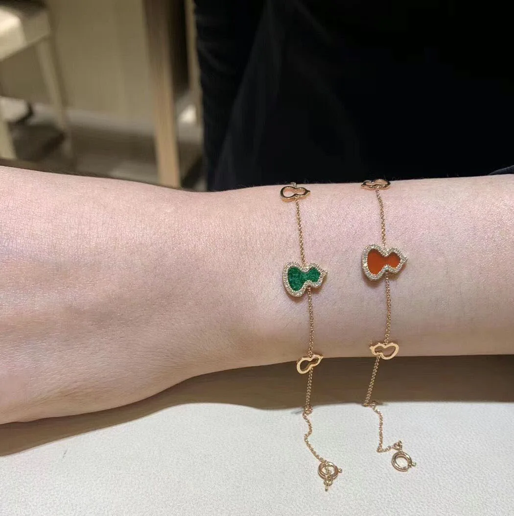 pulsera-de-agata-con-incrustaciones-de-diamantes-en-oro-rosa-y-plata-de-diseno-original-joyeria-de-moda-vintage-de-lujo