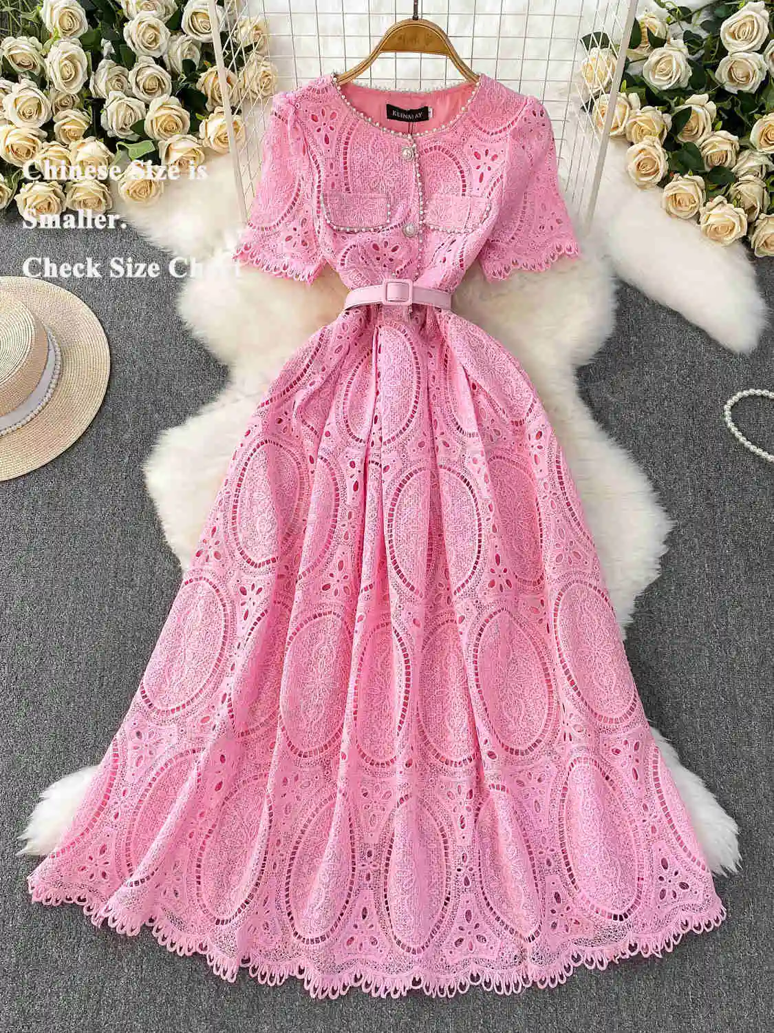 หรูหราเพิร์ลผู้หญิงลูกไม้ชุดยาวฤดูร้อนแขนสั้นสายเข็มขัดเดี่ยว Hollow Out เย็บปักถักร้อย Midi Dresses Party